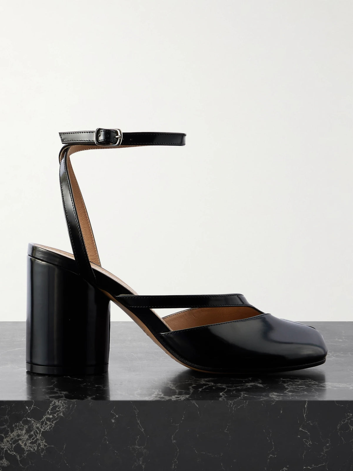 Tabi Split-toe Glossed Leather Pumps