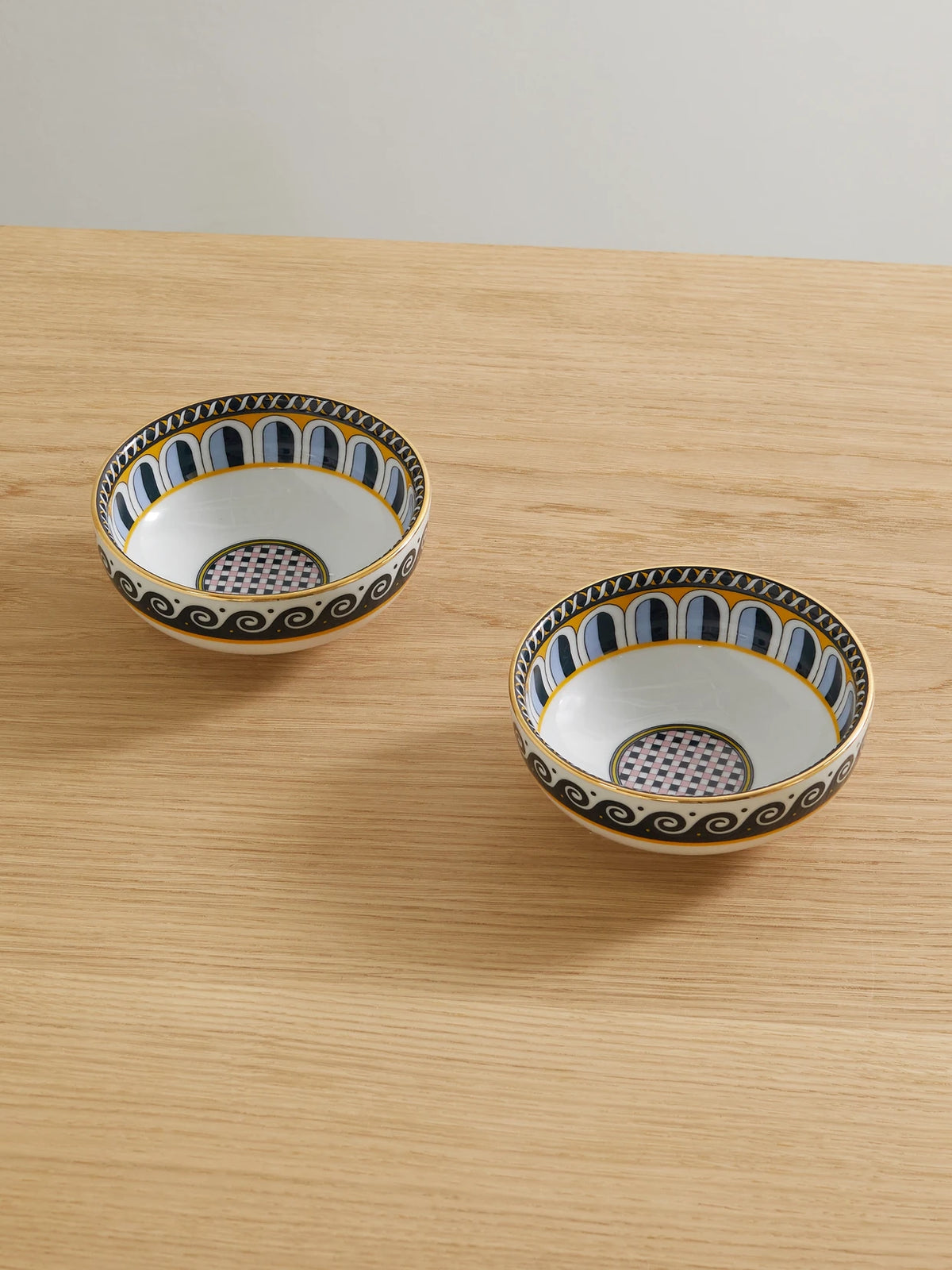 Set Of Two Gold-plated Porcelain Snack Bowls