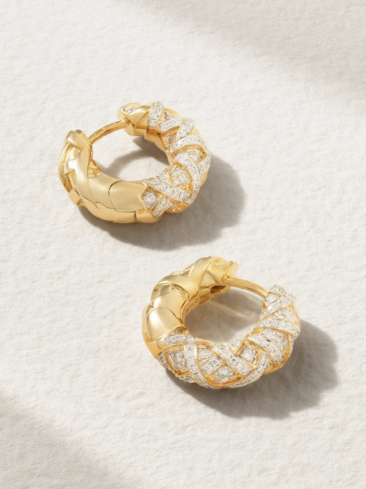 Ananas 9-karat Gold Diamond Hoop Earrings
