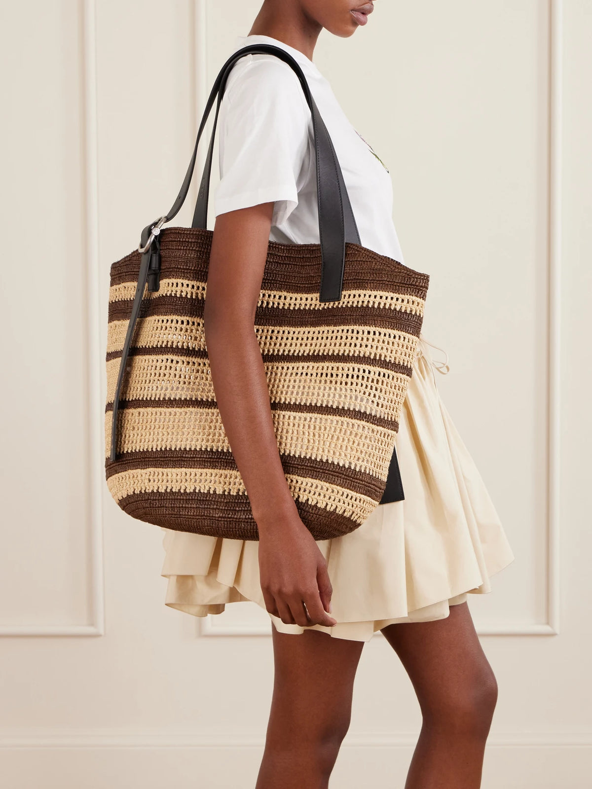 Image of Bags. Product name - + Paula's Ibiza Loop Basket Leather-trimmed Raffia Tote in Neutral colour by brand - LOEWE