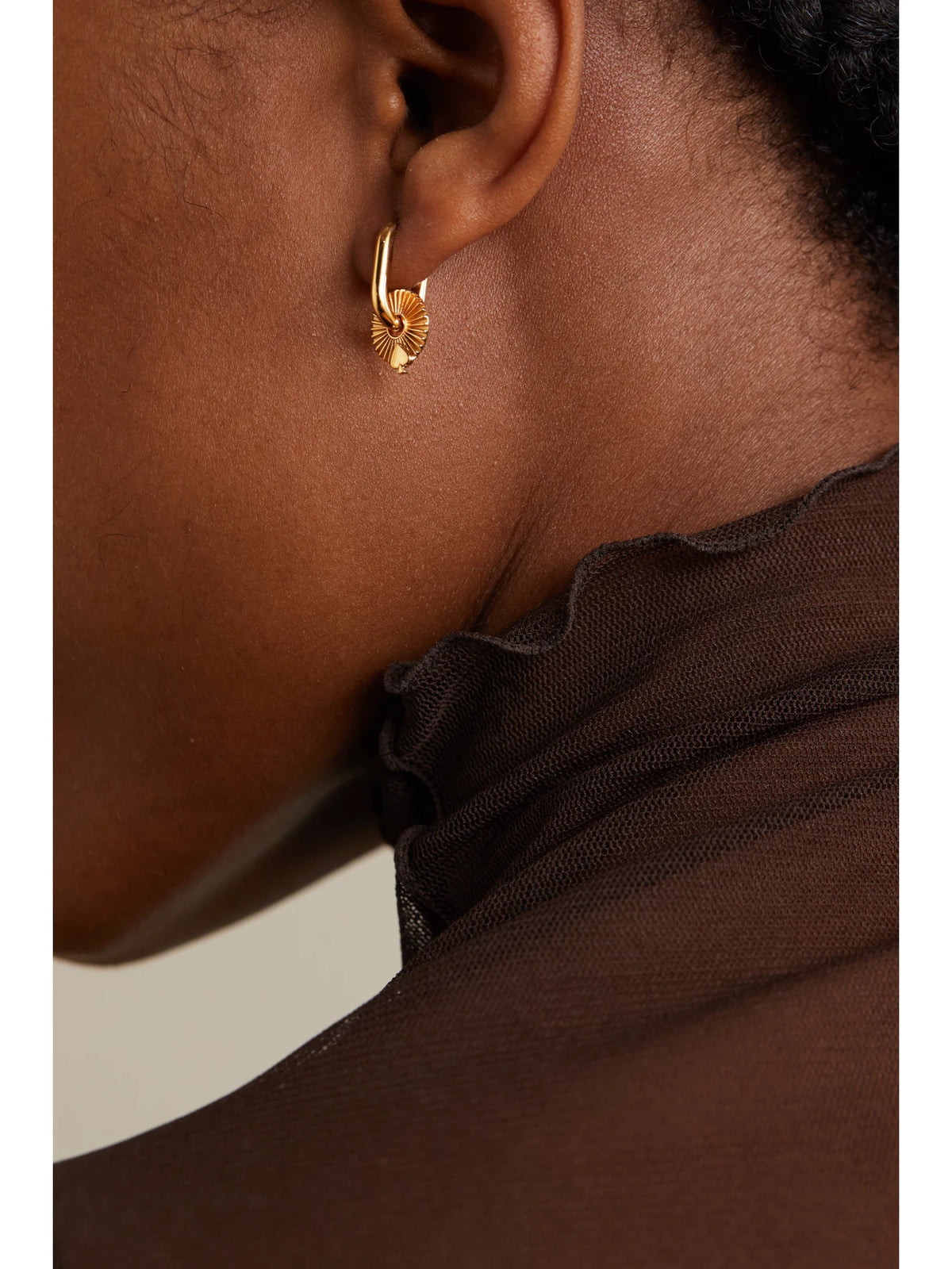 Image of Earrings. Product name - Reverie 18-karat Gold Single Hoop Earring in Multi colour by brand - FoundRae