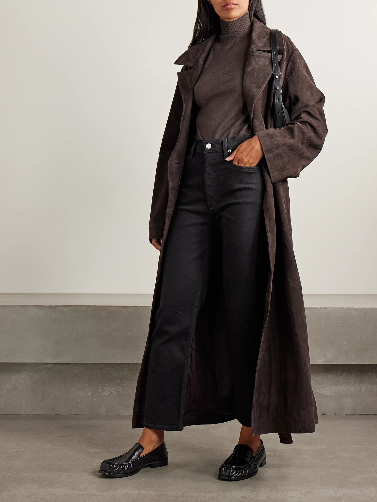 Image of Jeans. Product name - '90s Pinch Waist Cropped High-rise Straight-leg Jeans in Black colour by brand - AGOLDE