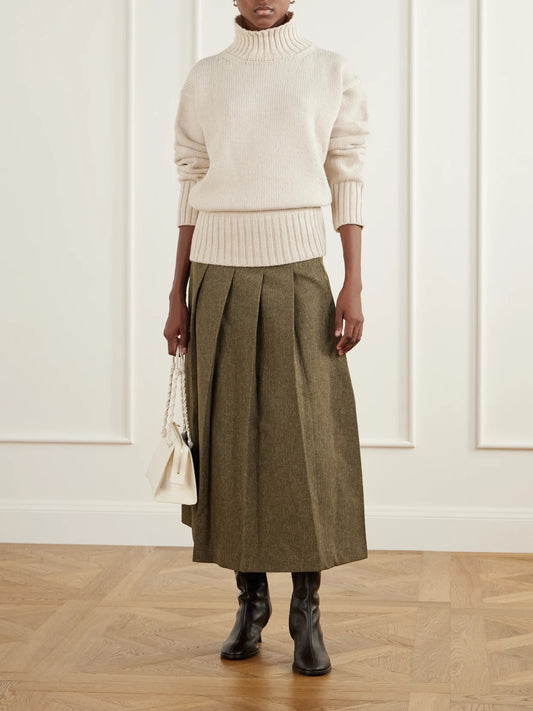 Image of a model wearing Outerwear. Product name - Wool And Cashmere-blend Turtleneck Sweater in Beige, Off-white colour by brand - RÓHE