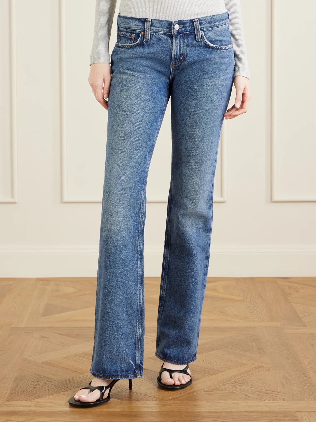 Low-rise Bootcut Jeans