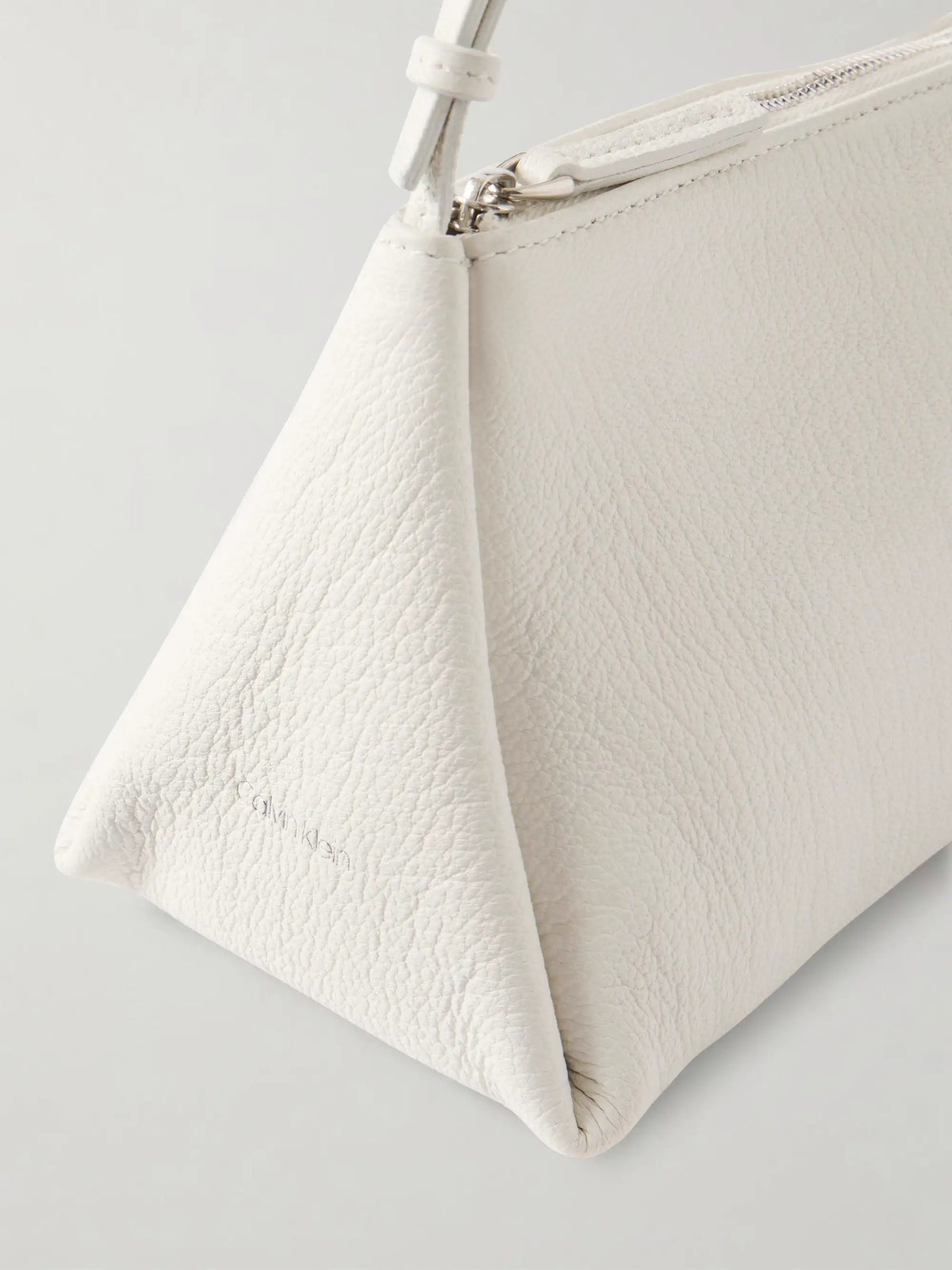 Aurelis Leather Shoulder Bag