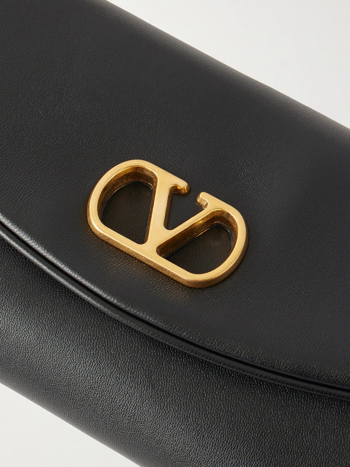 Devain Leather Shoulder Bag