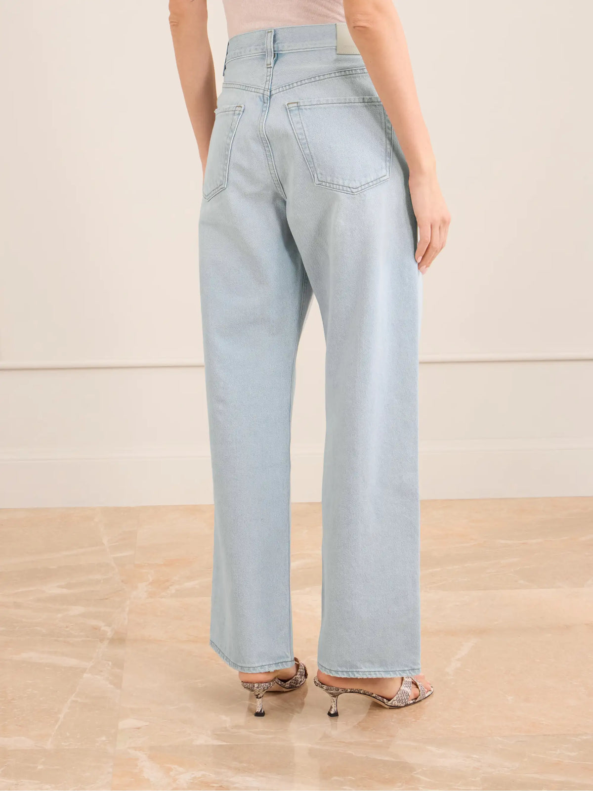 Lindz Mid-rise Straight-leg Jeans