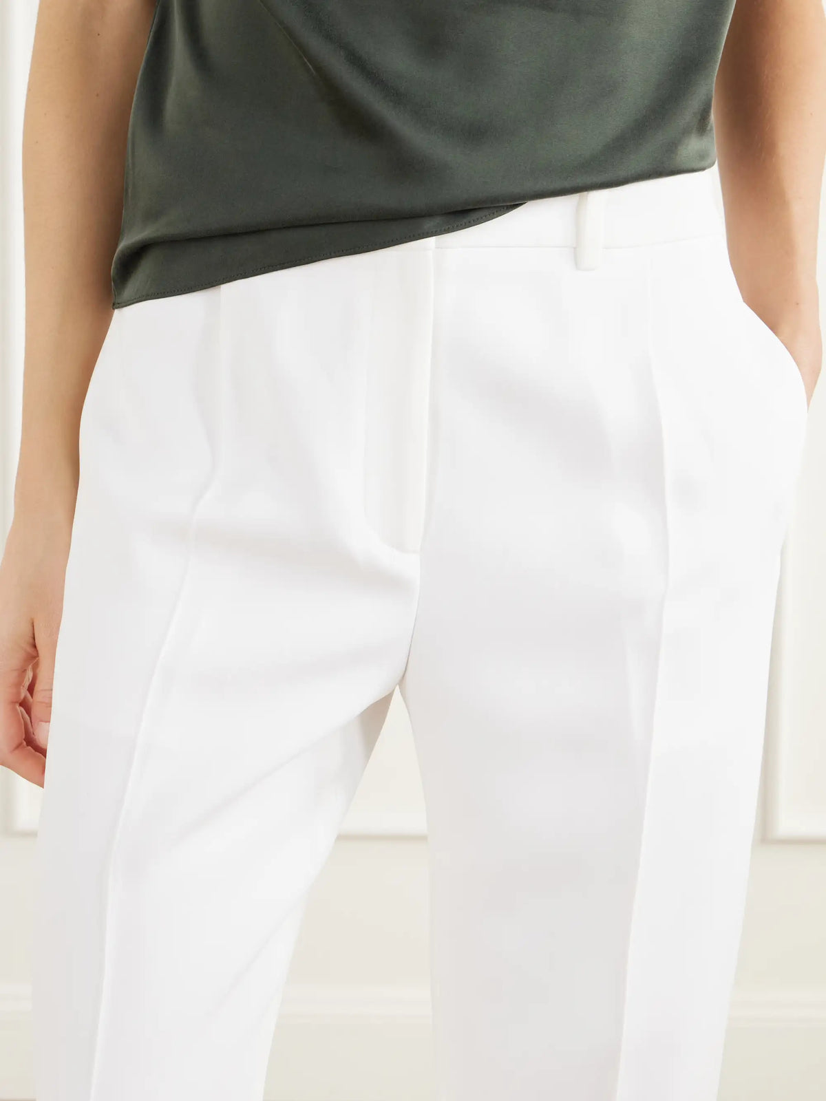 Brandon Maxwell The Irving Pleated Crepe Tapered Pants