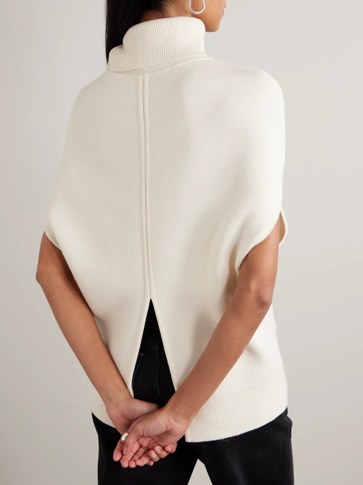 Oversized Knitted Wool Turtleneck Tank