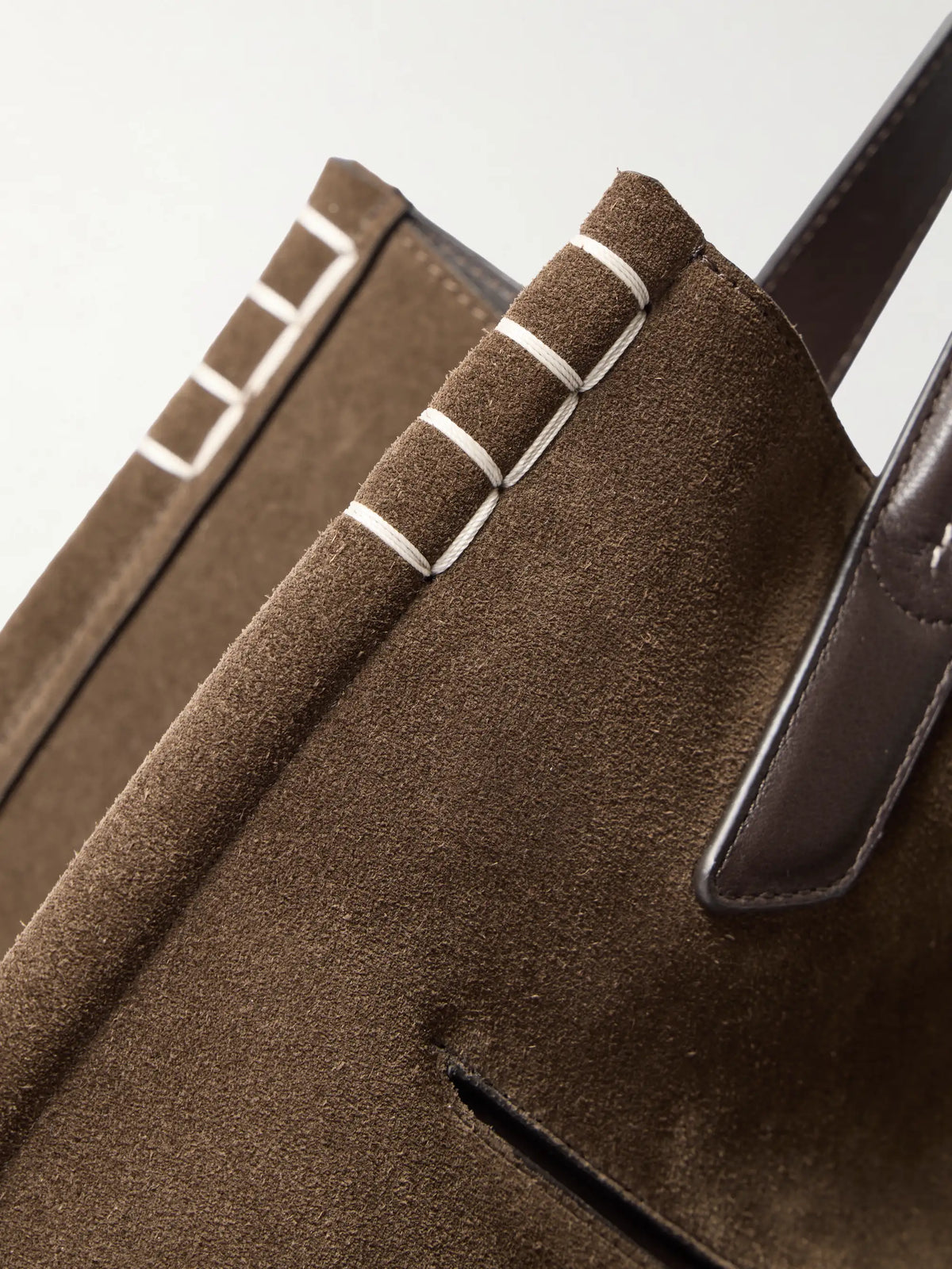 Loafer Cabas Tasseled Leather-trimmed Suede Shoulder Bag