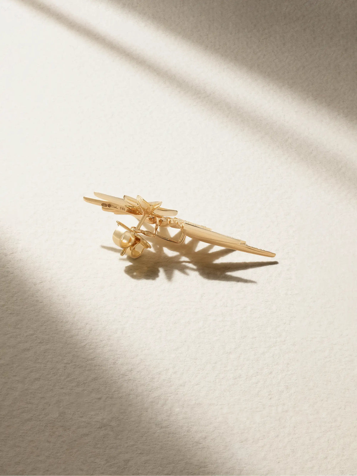 Funky Shooting Stars 18-karat Gold Diamond Single Earring