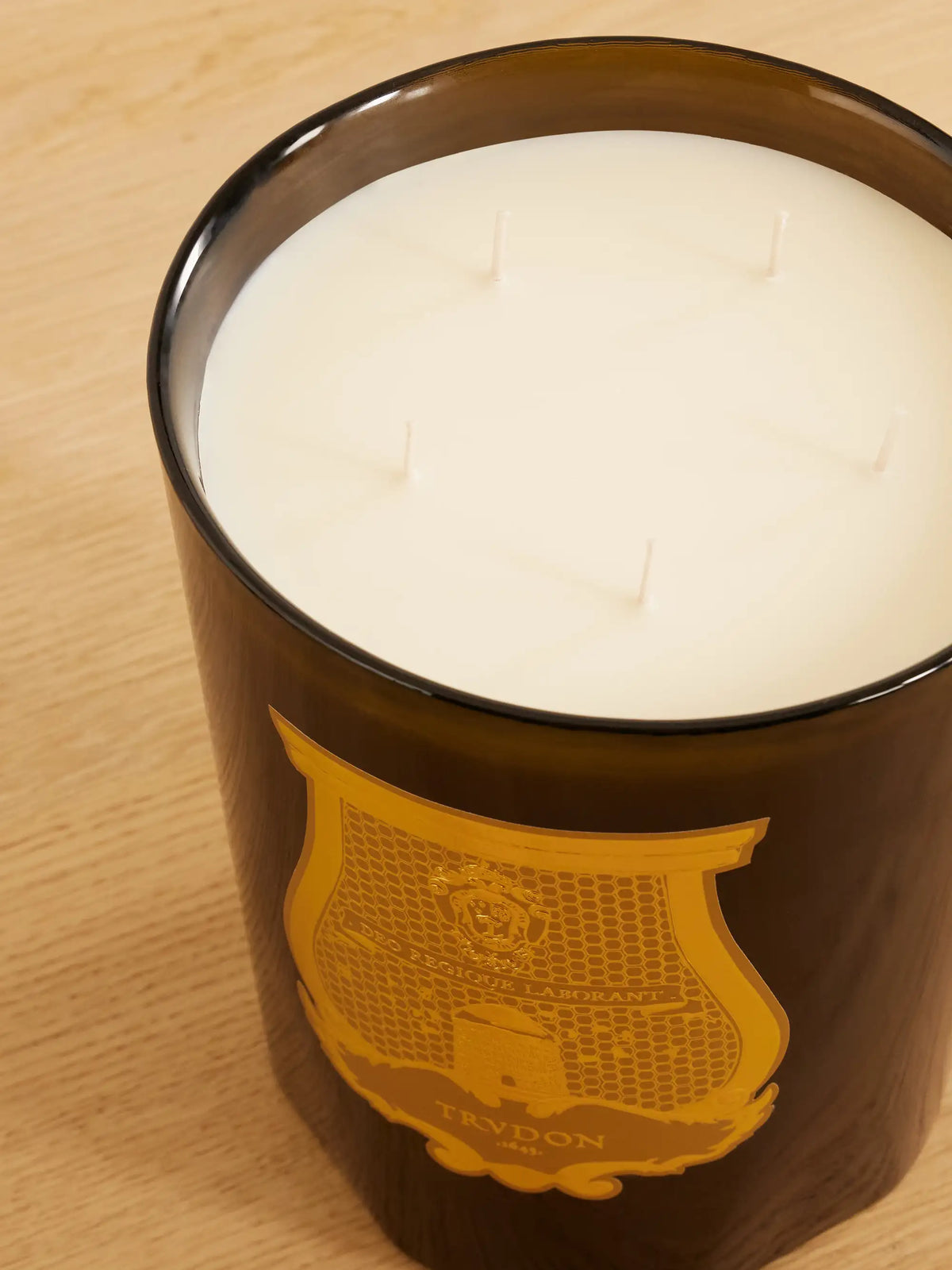 Gabriel Scented Candle, 2.8kg