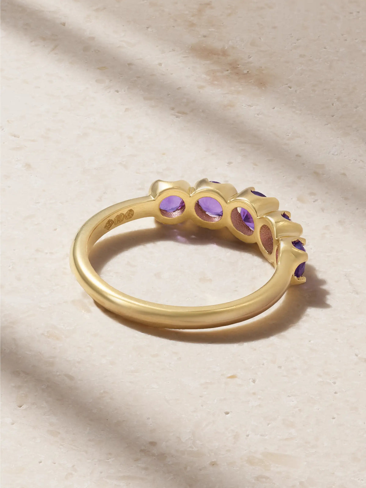 18-karat Gold Amethyst Ring