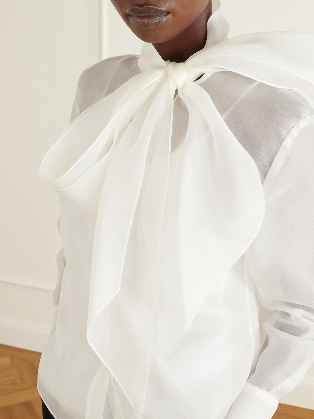 Carolina Herrera Pussy-bow Silk-organza Blouse
