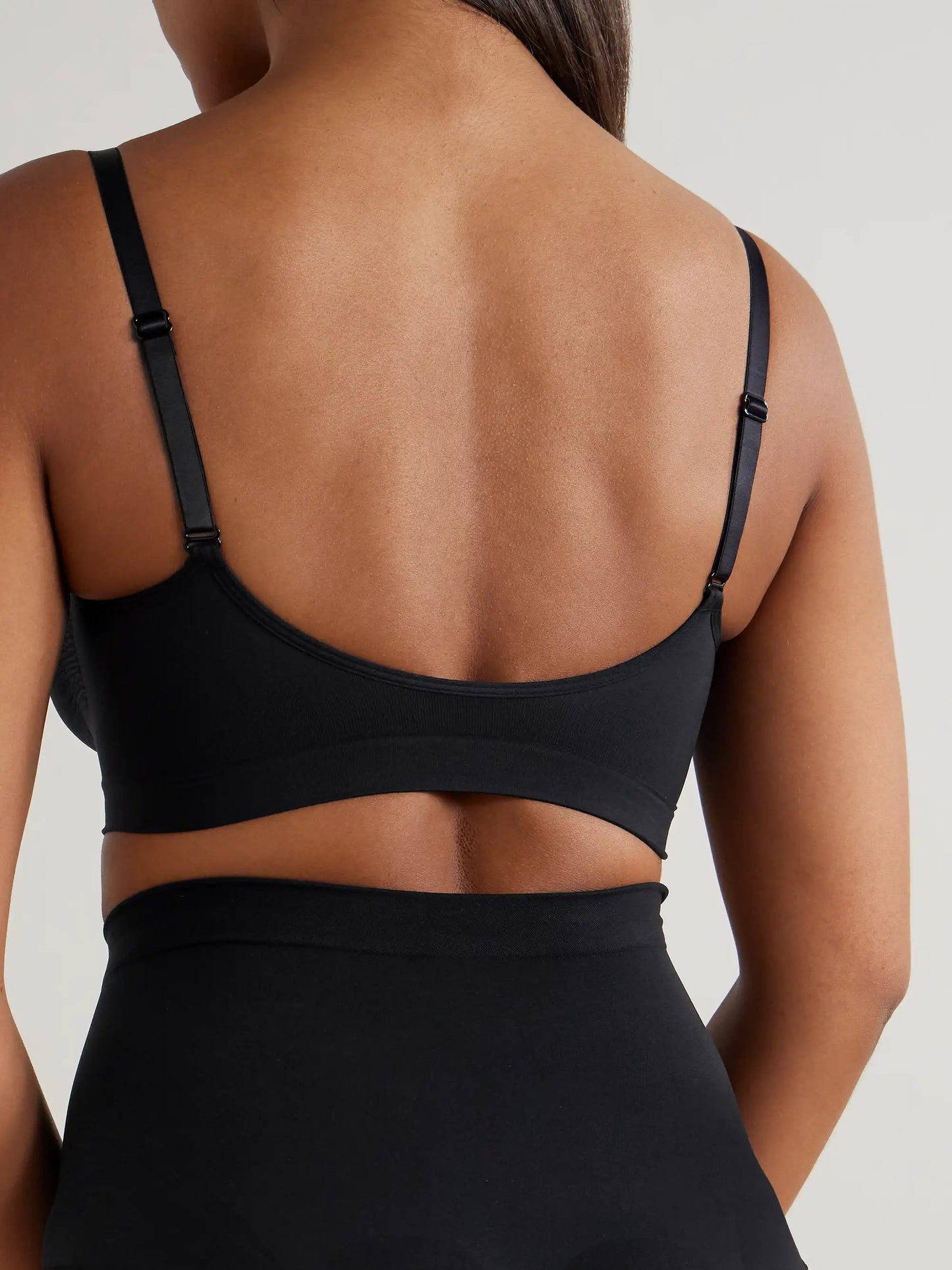 Seamless Sculpt Bralette - Onyx