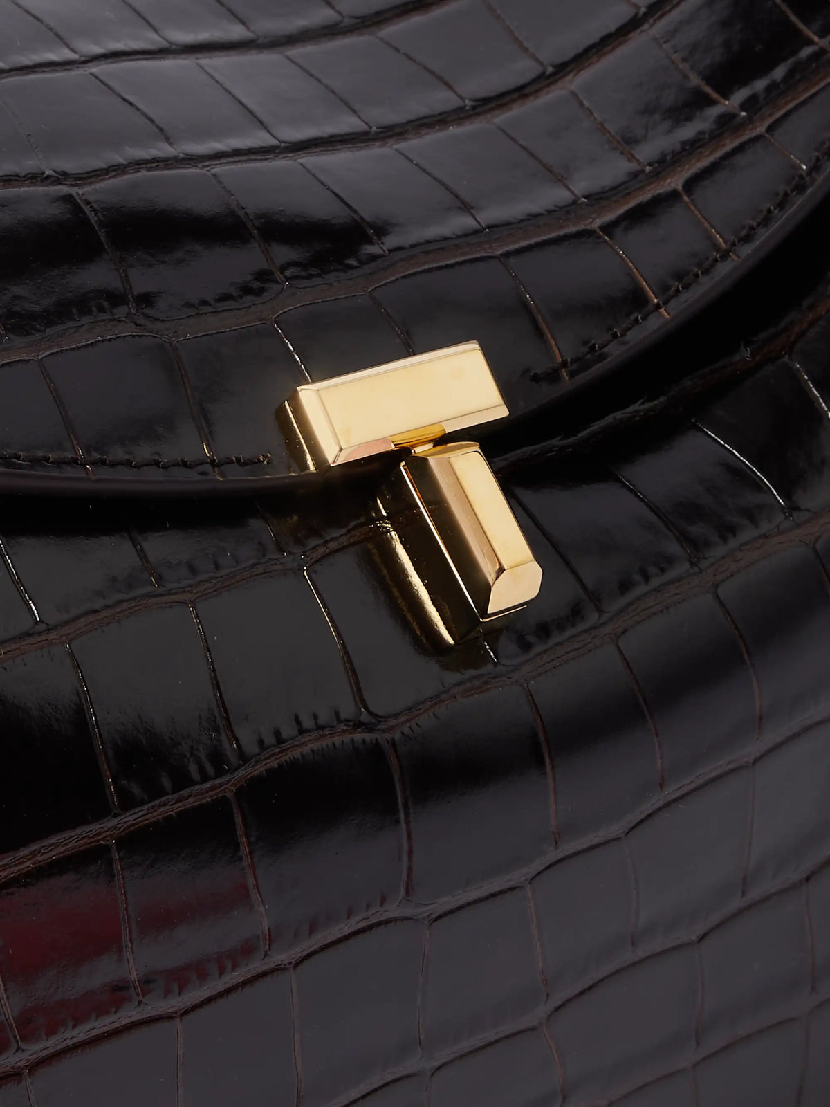 T-lock Croc-effect Leather Shoulder Bag