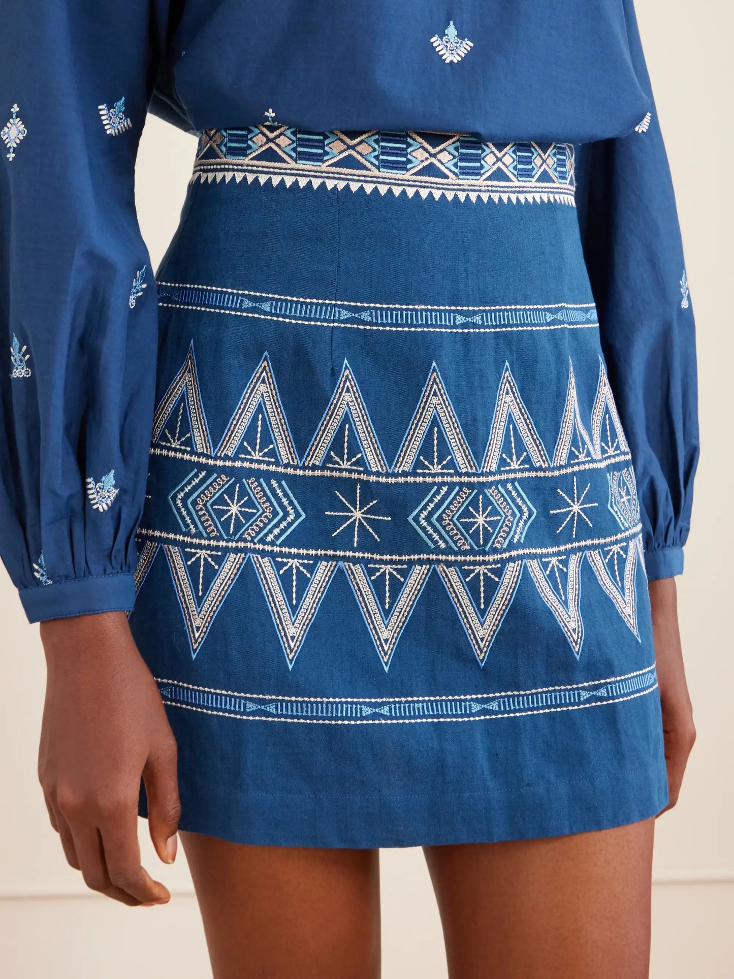 Giuliana Embroidered Cotton And Linen-blend Mini Skirt