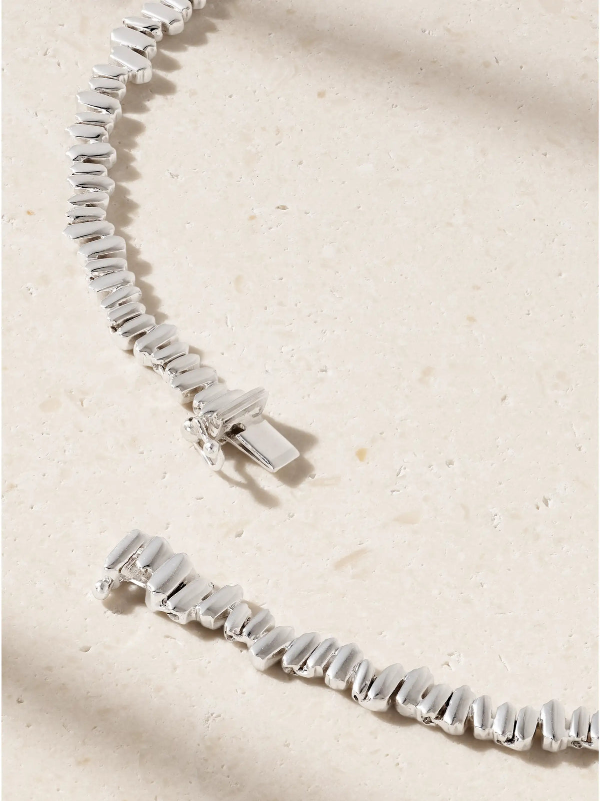 18-karat White Gold Sapphire Tennis Necklace