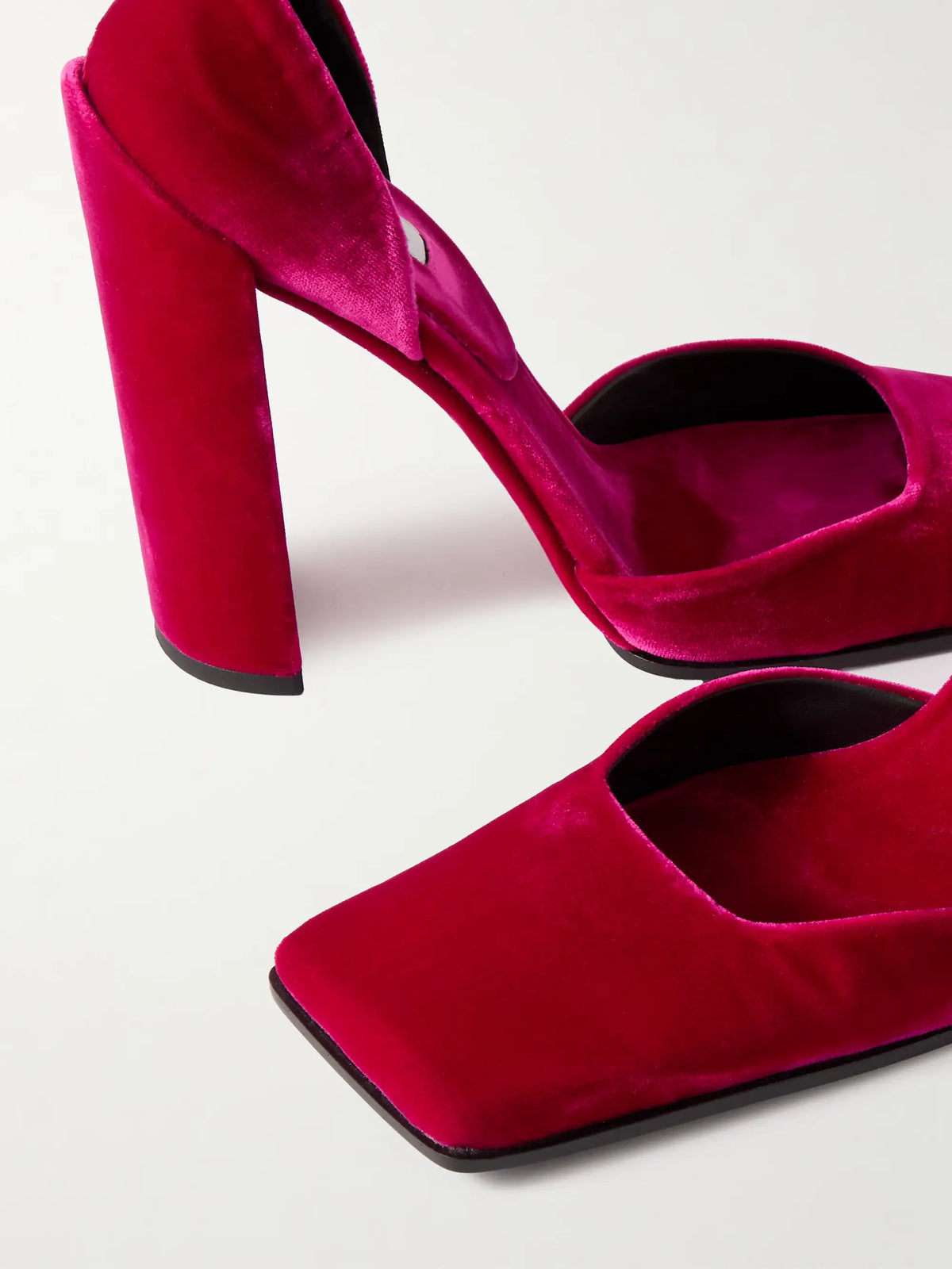 90 Velvet Pumps