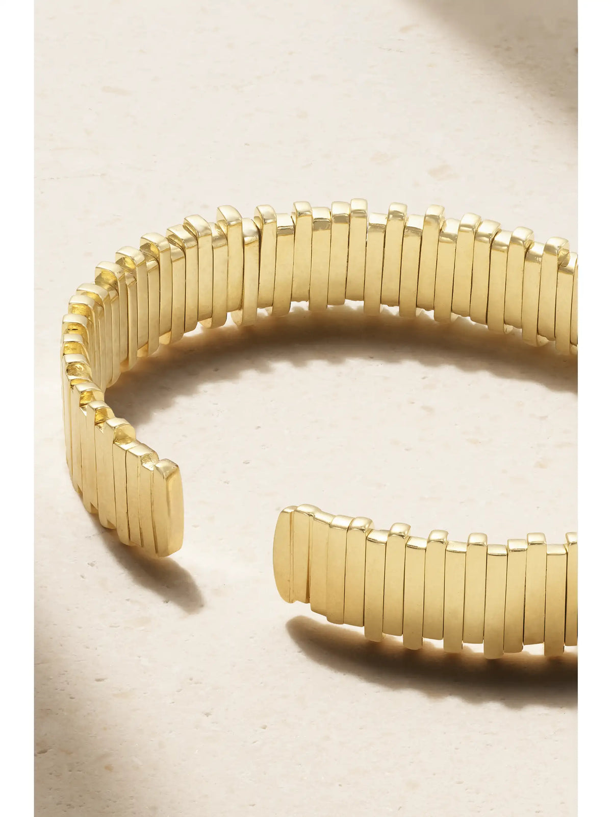 18-karat Gold Emerald Bangle