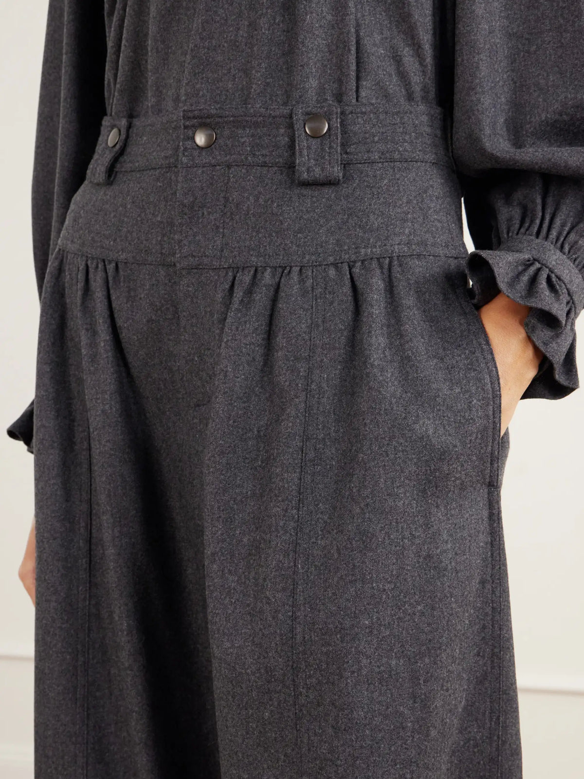 Chloé Plated Flannel Wool And Cashmere-blend Barrel-leg Pants