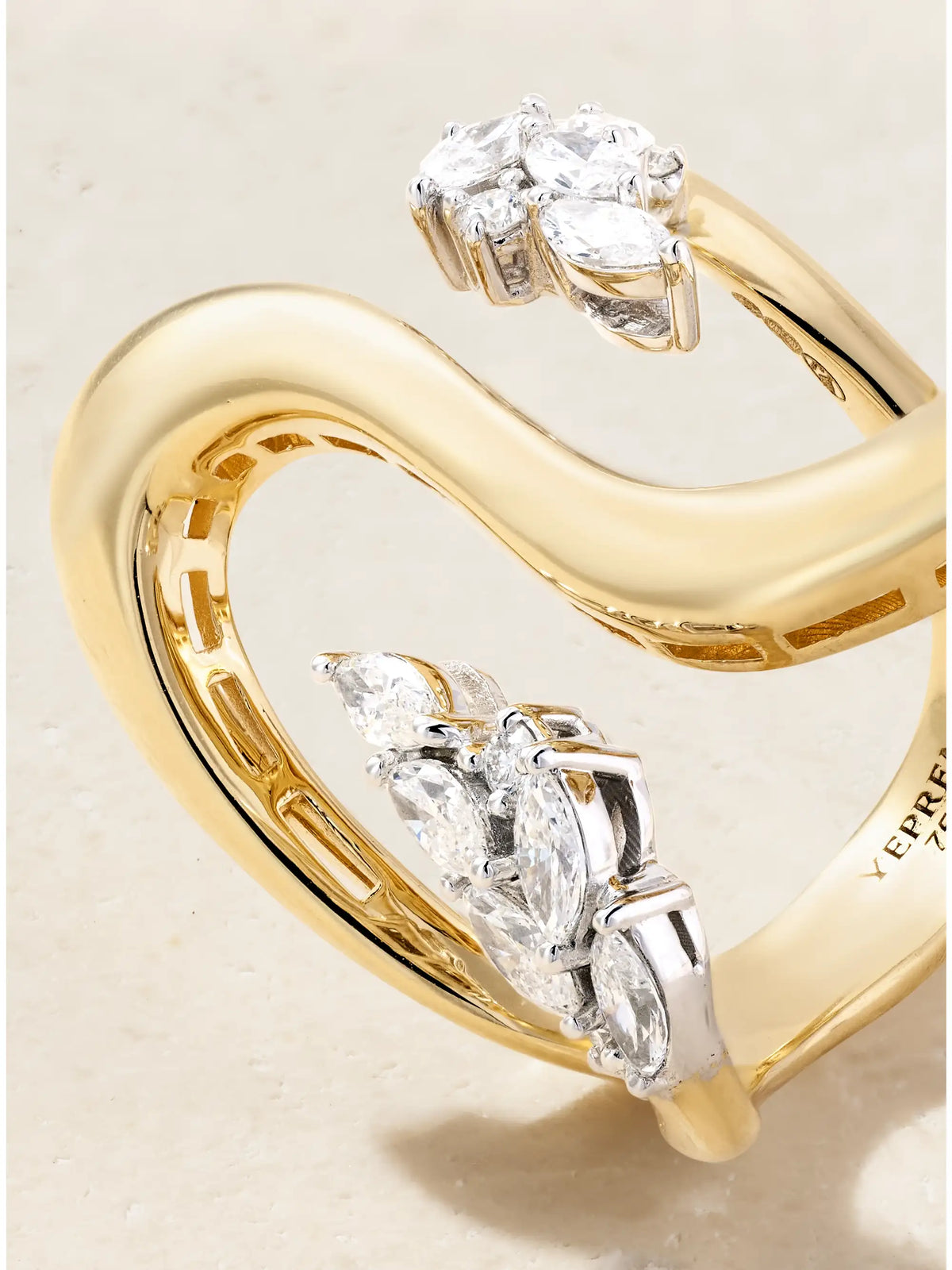 18-karat White And Yellow Gold Diamond Ring