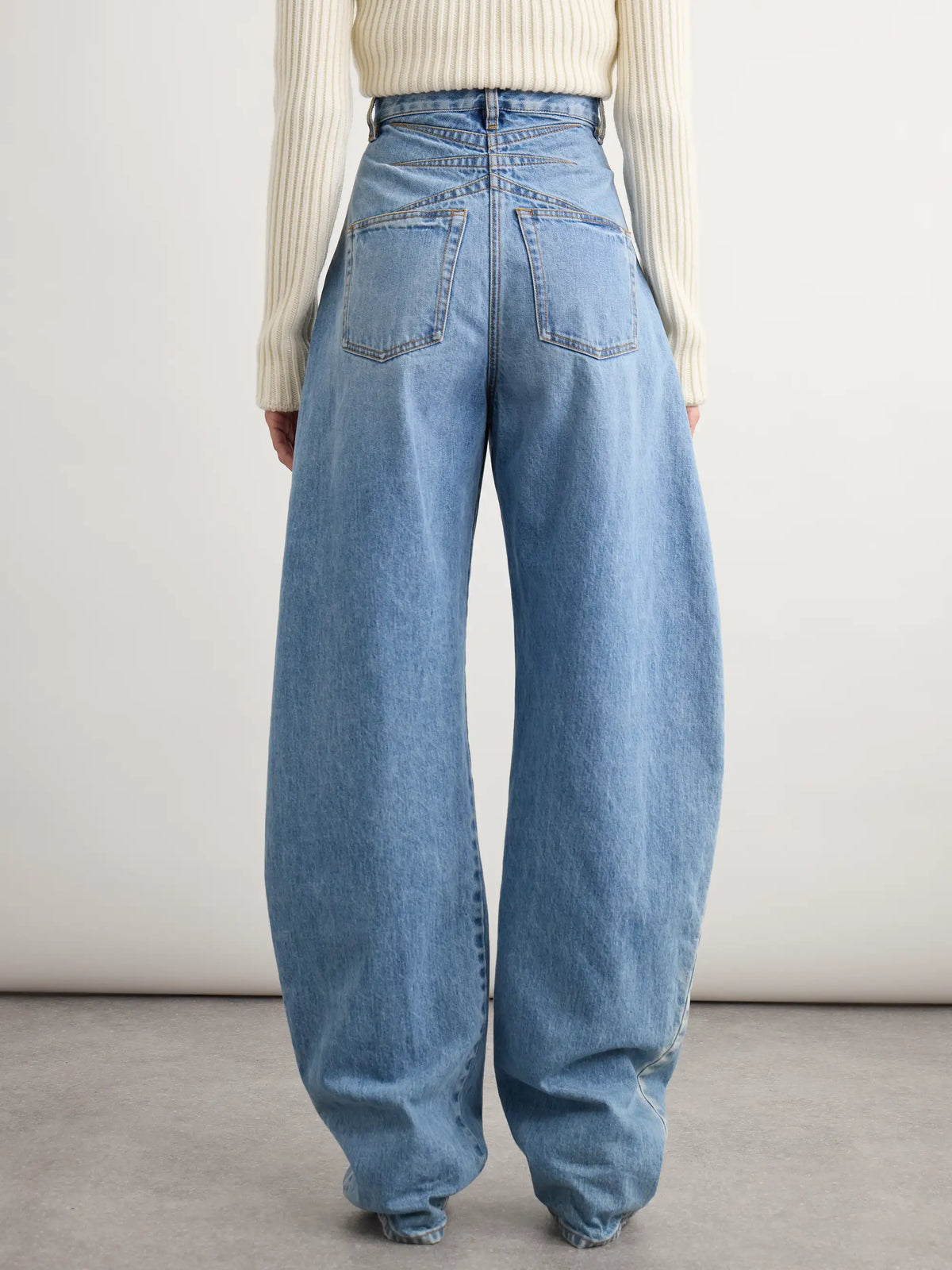 Round High-rise Barrel-leg Jeans