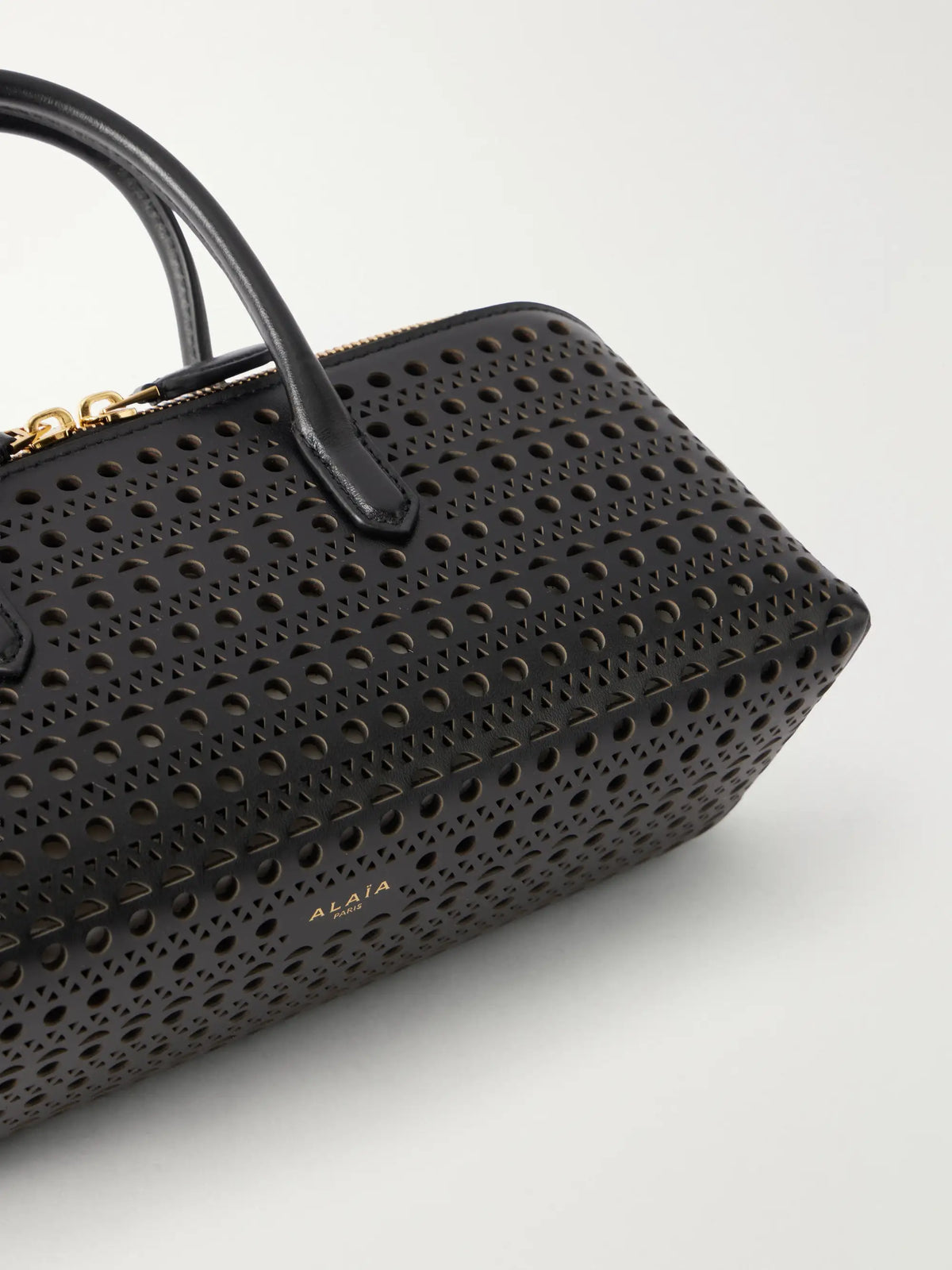 Alaïa Delta Small Laser-cut Leather Shoulder Bag