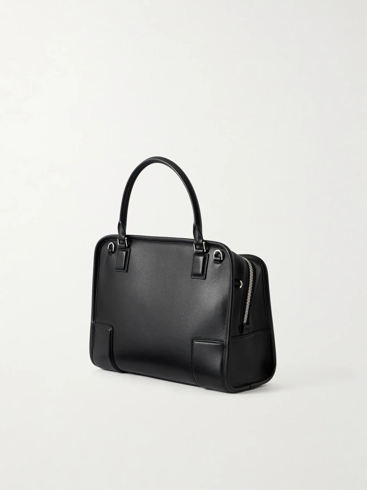 Amazona 180 Medium Leather Shoulder Bag