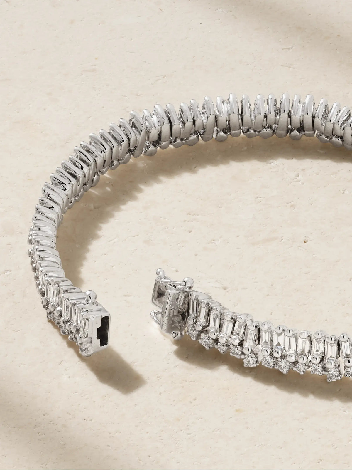 18-karat White Gold Diamond Bracelet