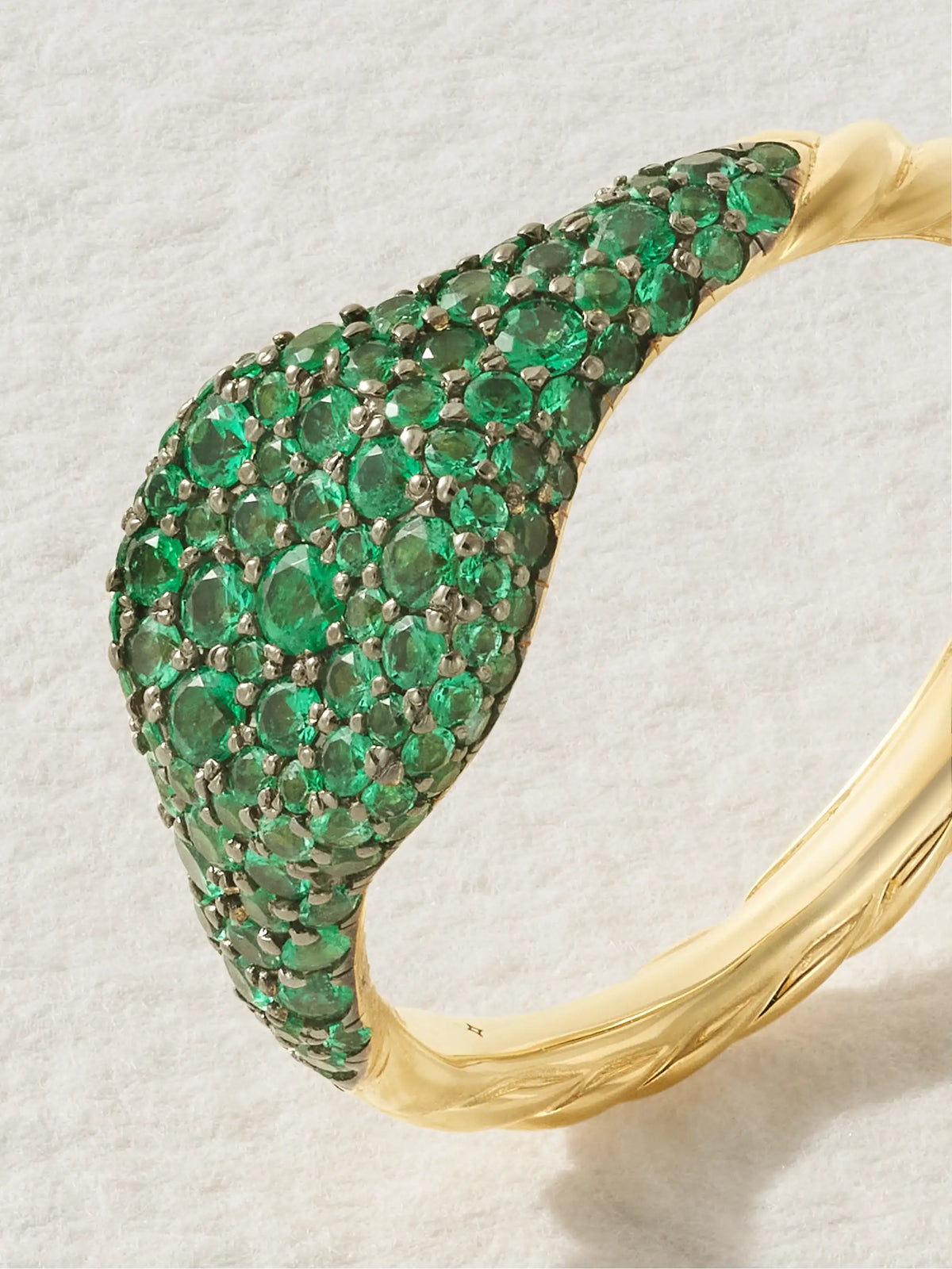 18-karat Gold Emerald Pinky Ring