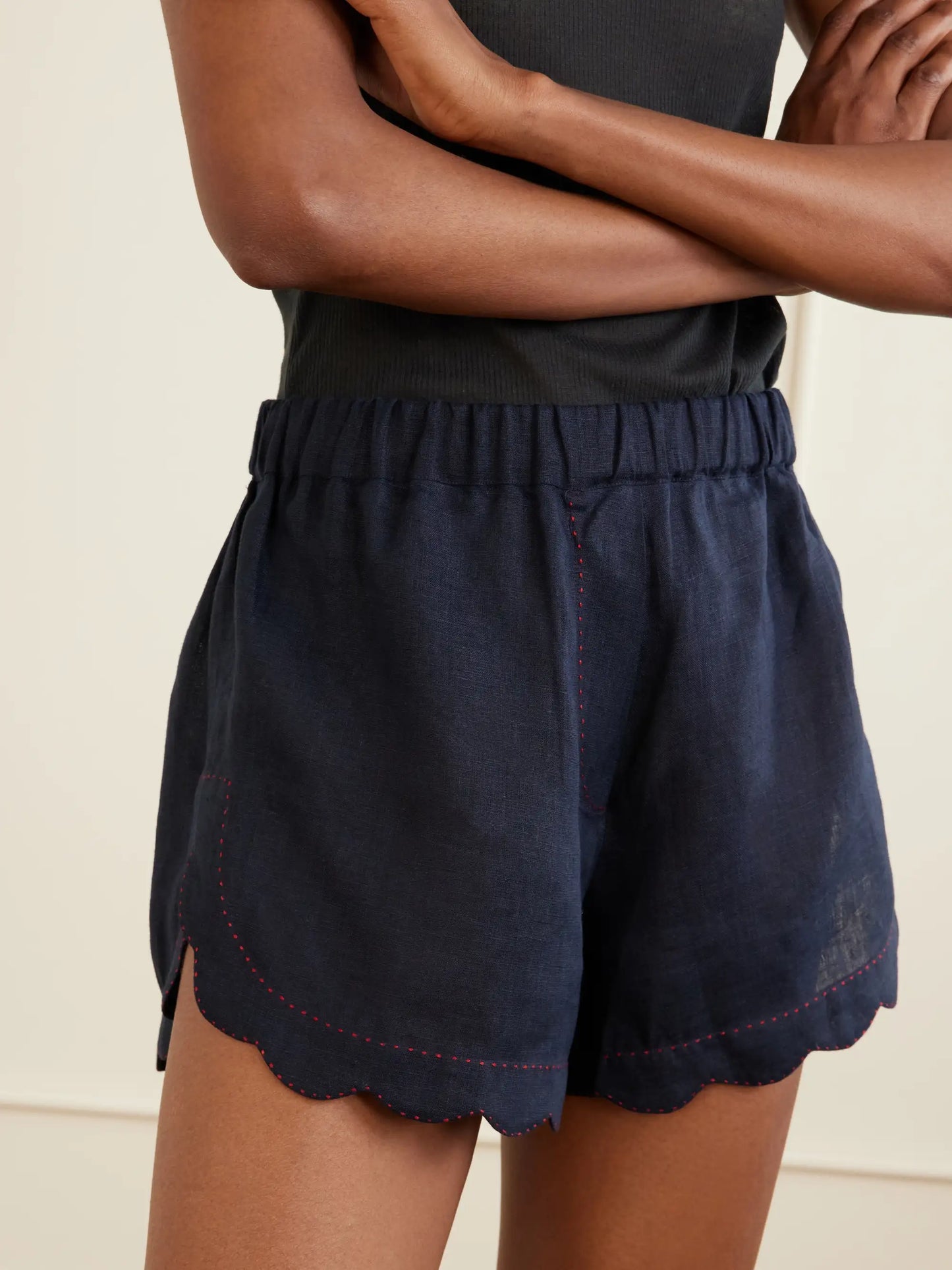 Gatsby Scalloped Broderie Anglaise-trimmed Linen Shorts