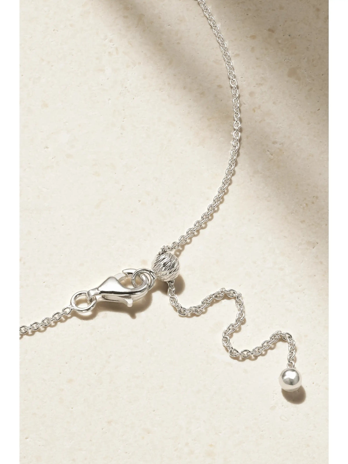 The Classic 18-karat White Gold Diamond Choker