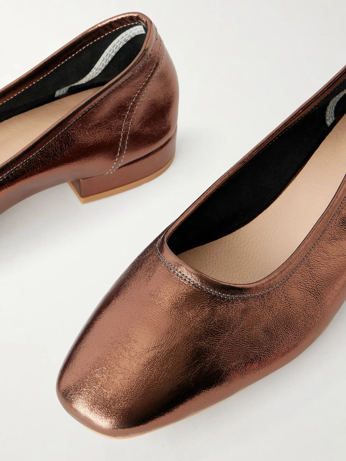 20 Serafina Leather Ballet Flats