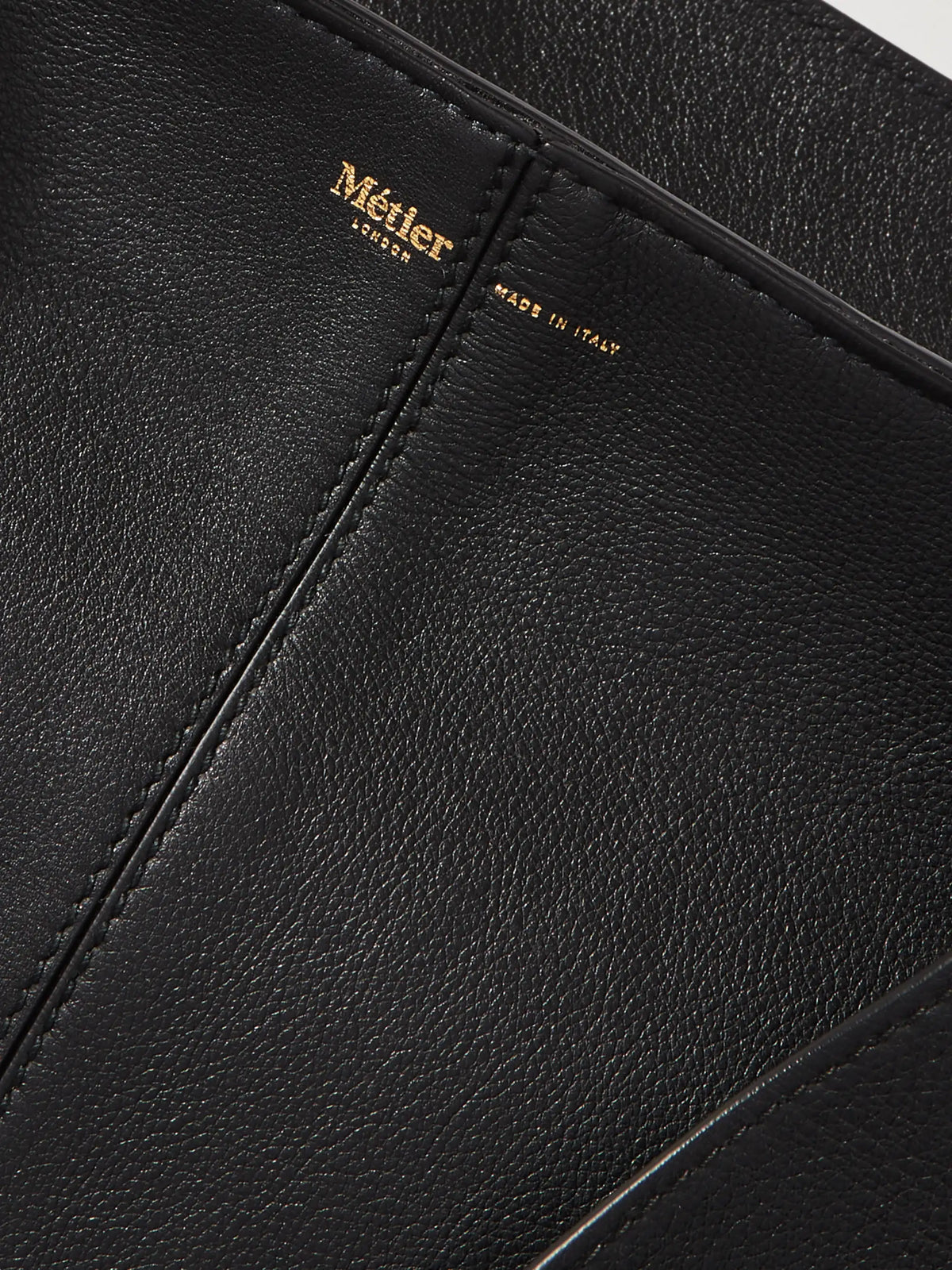 Market Weekend Leather Tote