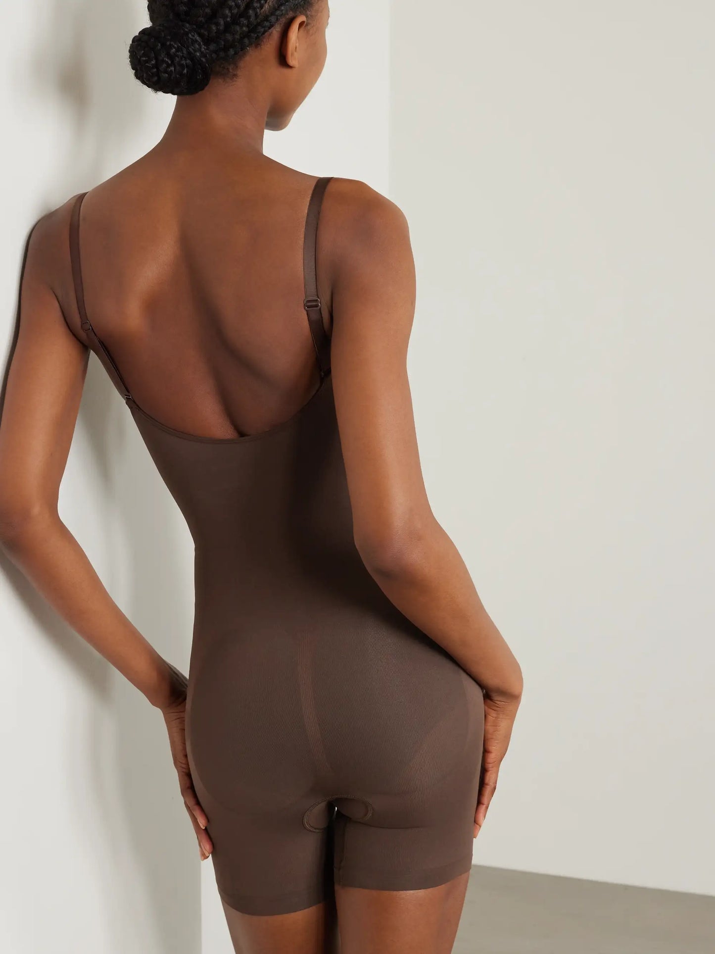 Seamless Sculpt Mid Thigh Bodysuit - Cocoa