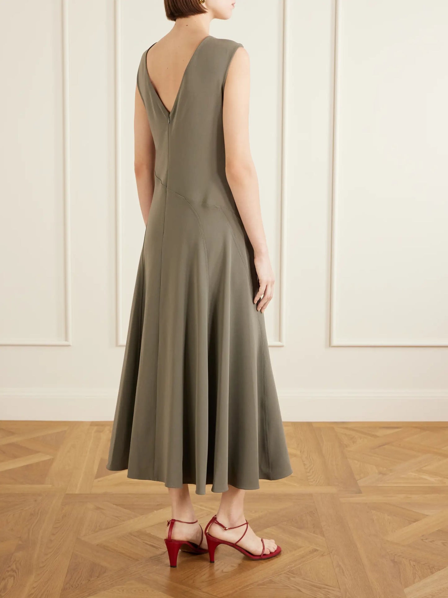 Romana Pleated Crepe Midi Dress