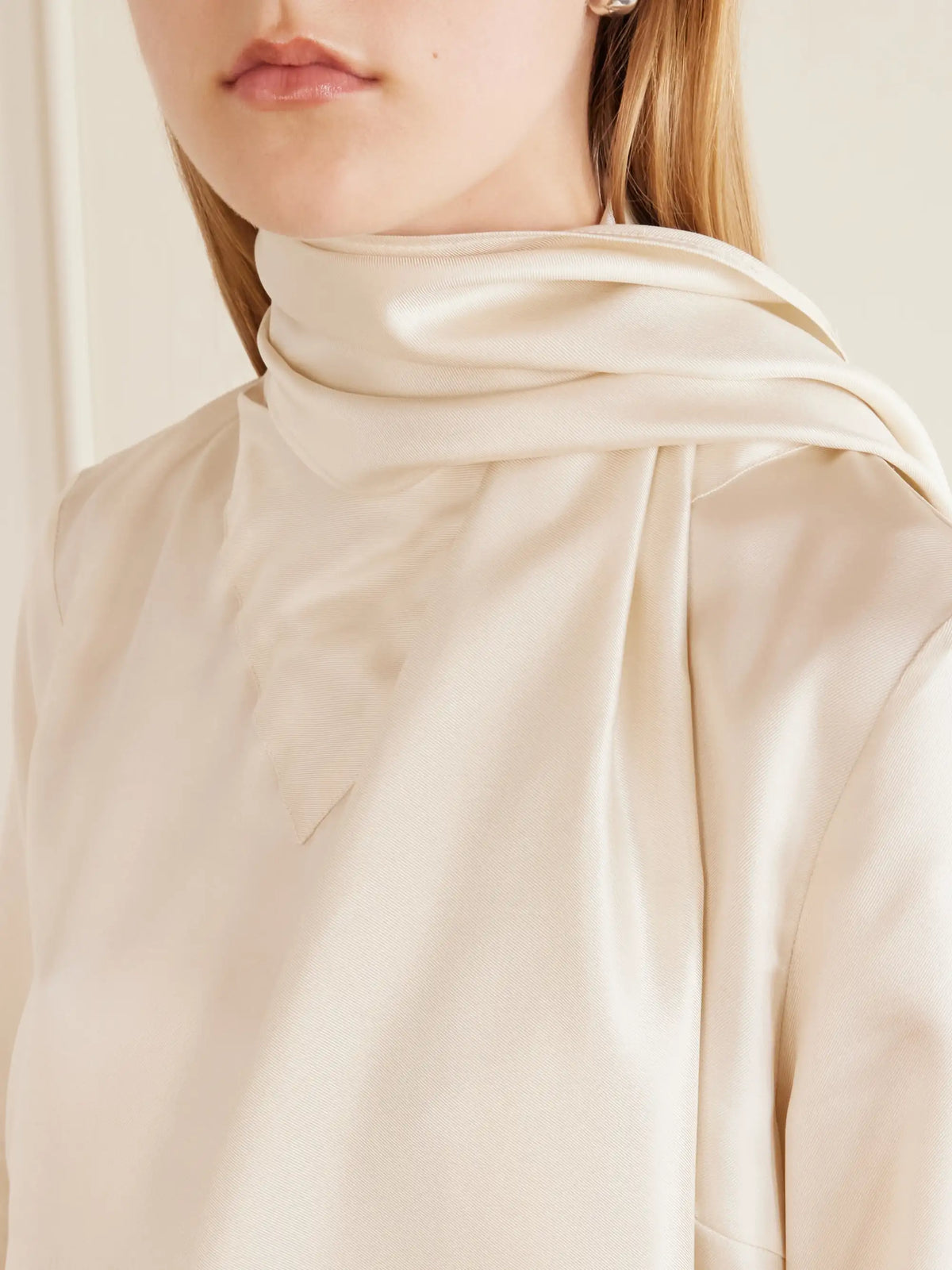 Loulou de Saison Gala Scarf-detail Silk-twill Blouse