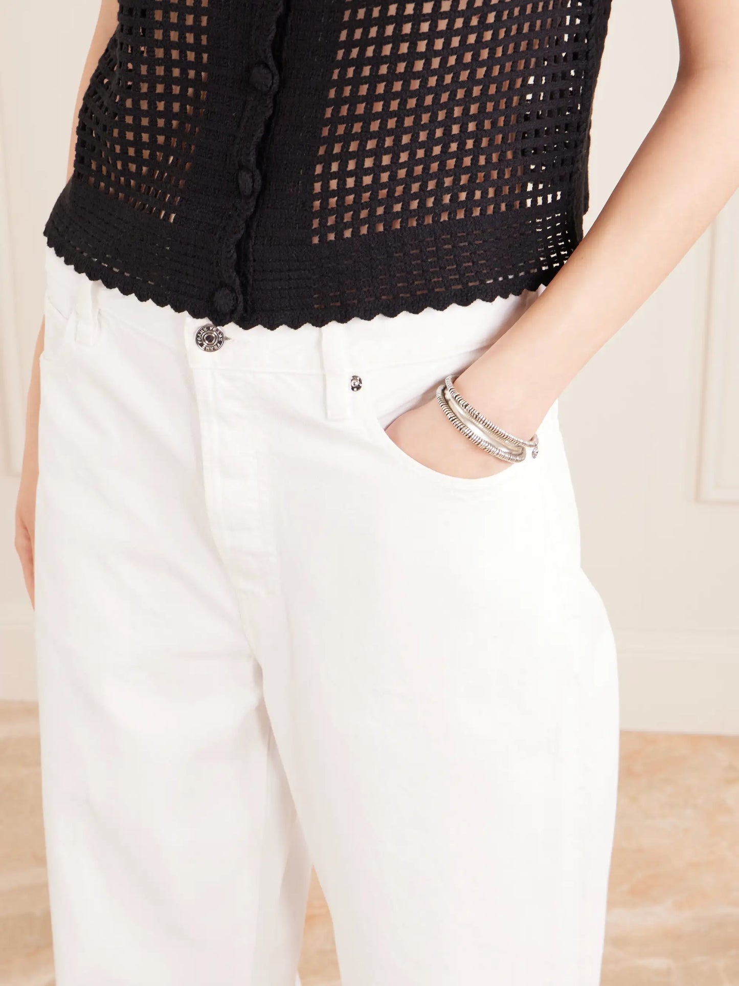 Low Slung Relaxed Wide High-rise Wide-leg Jeans