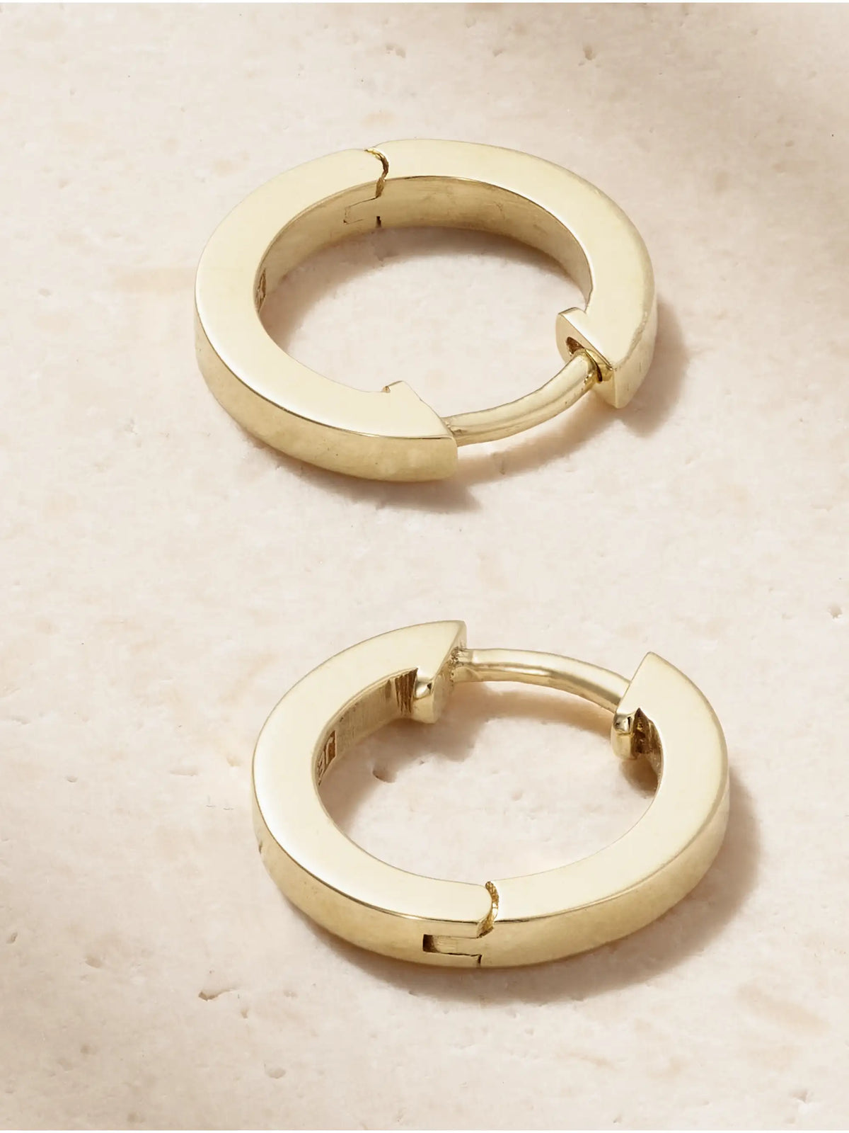 Small Huggies 18-karat Gold Hoop Earrings