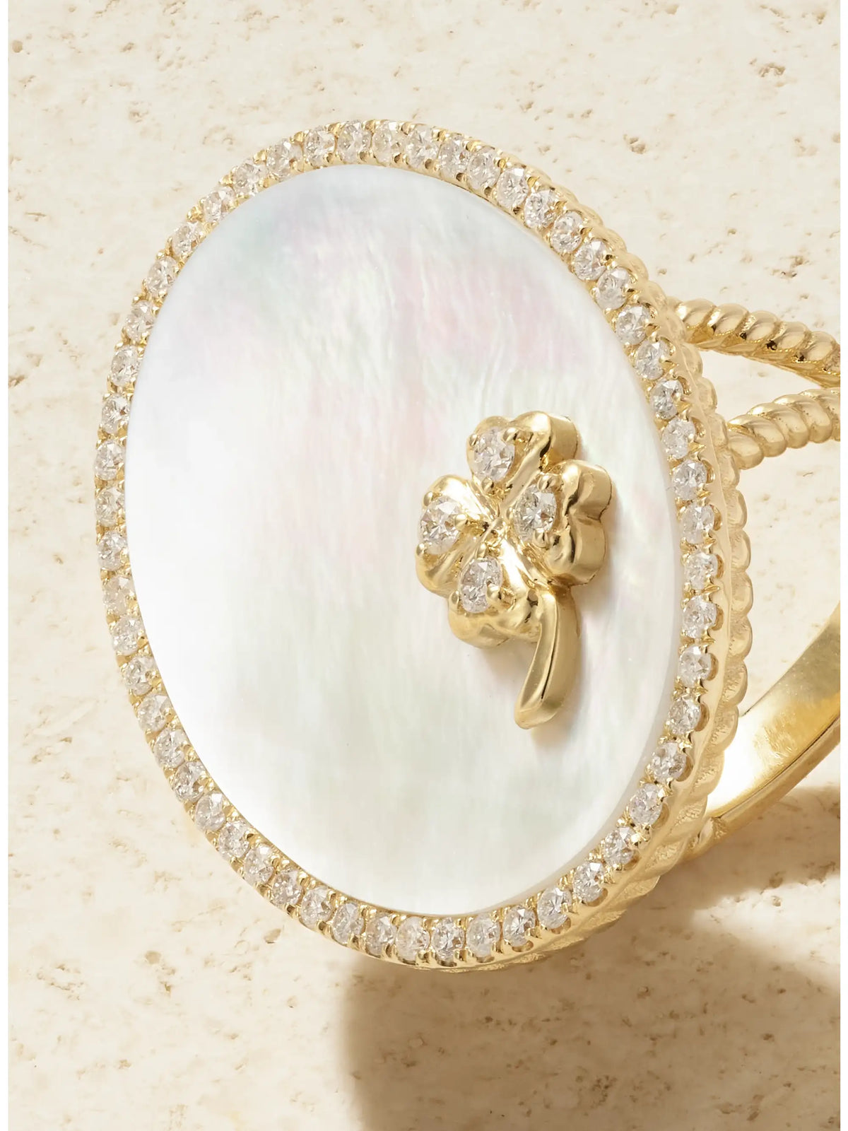 Médaillon Trèfle 9-karat Gold, Mother-of-pearl And Diamond Ring