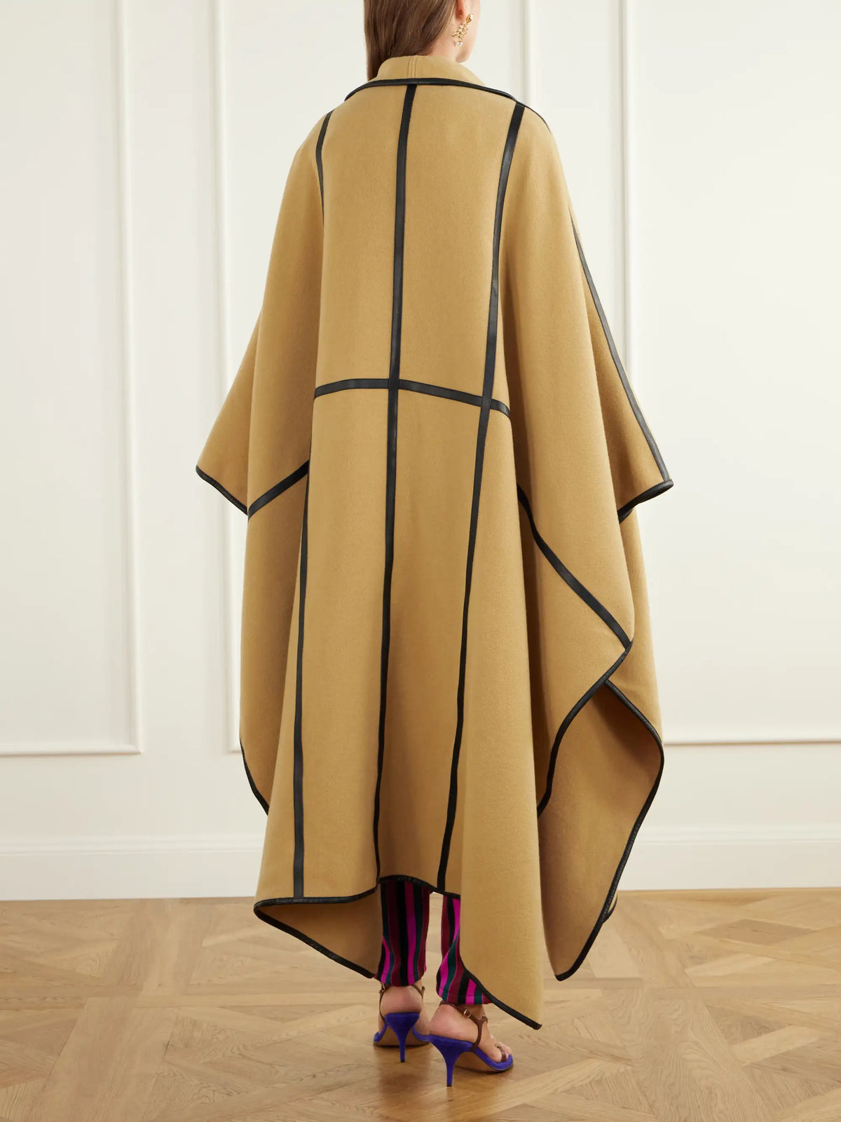 Chloé Paneled Leather-trimmed Wool-blend Flannel Cape