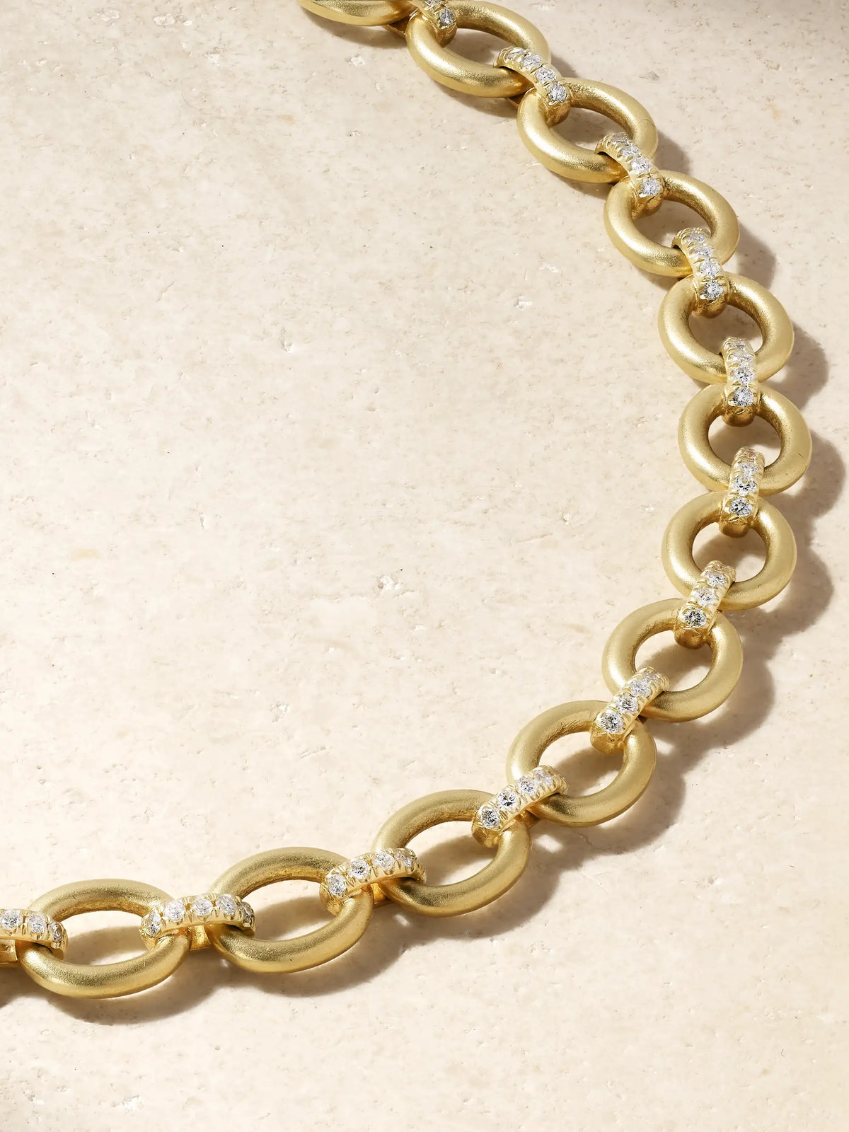 Classic 18-karat Gold Diamond Necklace