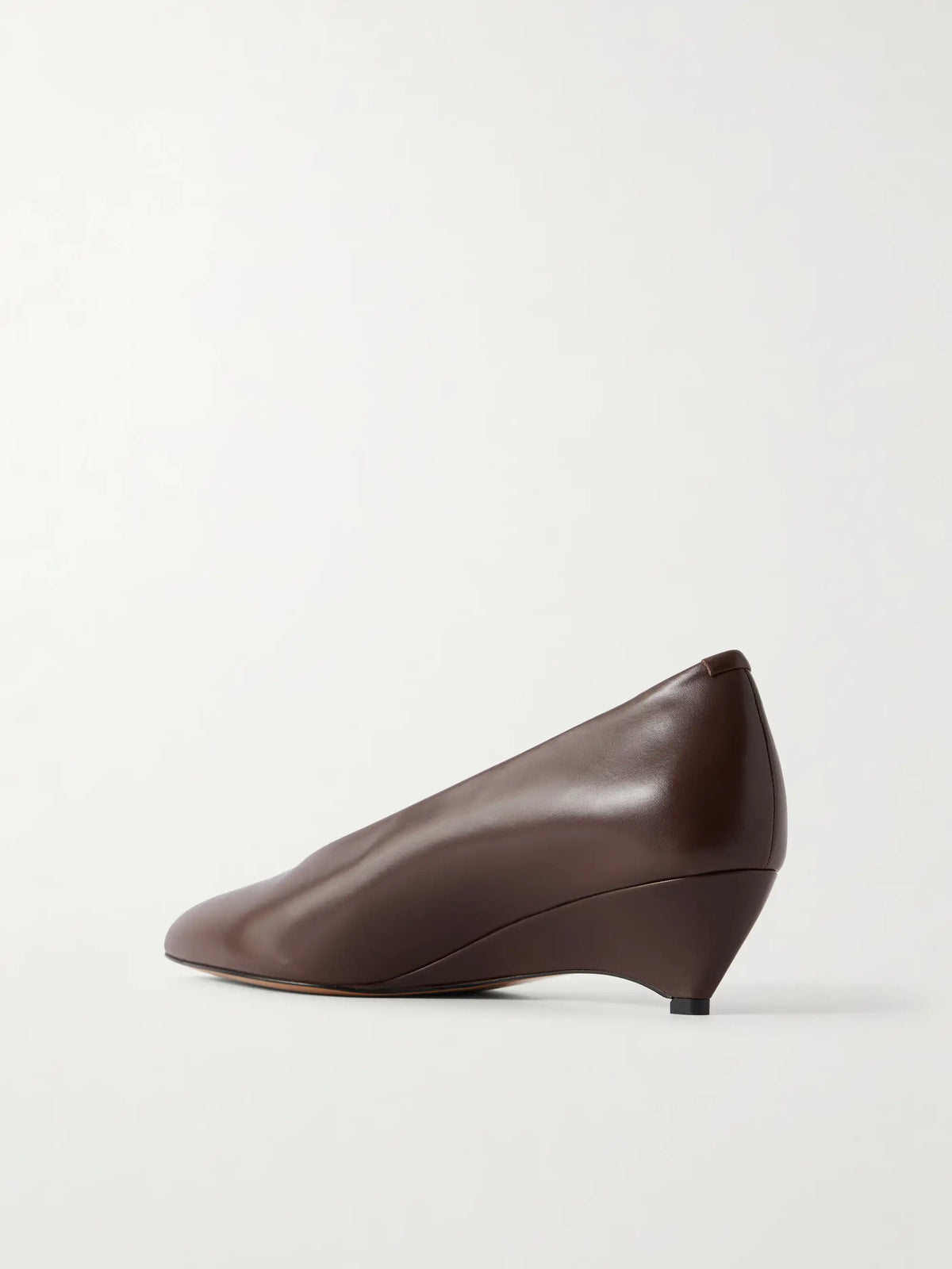 Arc Leather Pumps