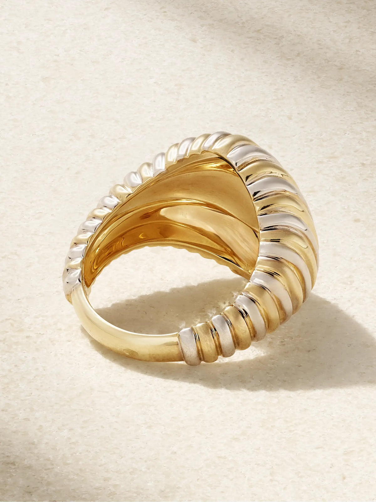 Chevalière Berlingot 9-karat Yellow And White Gold Diamond Signet Ring