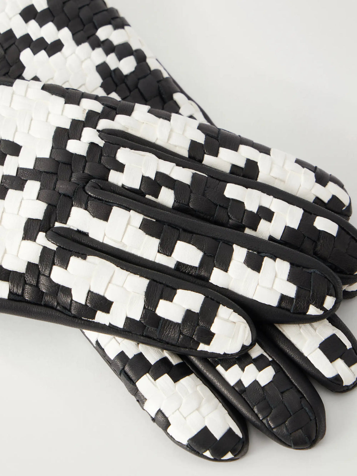Agnelle Coquettine Houndstooth Leather Gloves