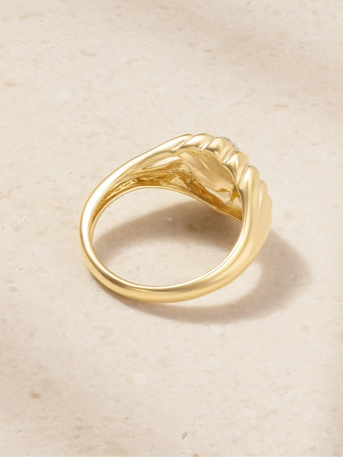 Baby Chevalière Coquillage 9-karat Gold Diamond Ring