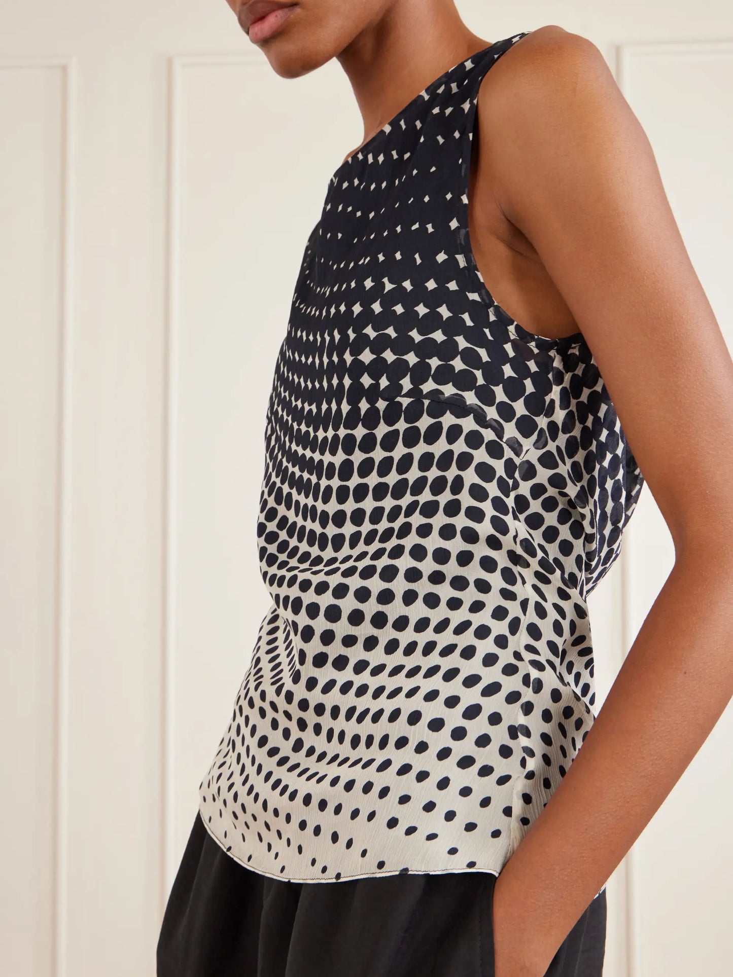 Halftone Wiggle Dot Printed Crinkled-chiffon Top