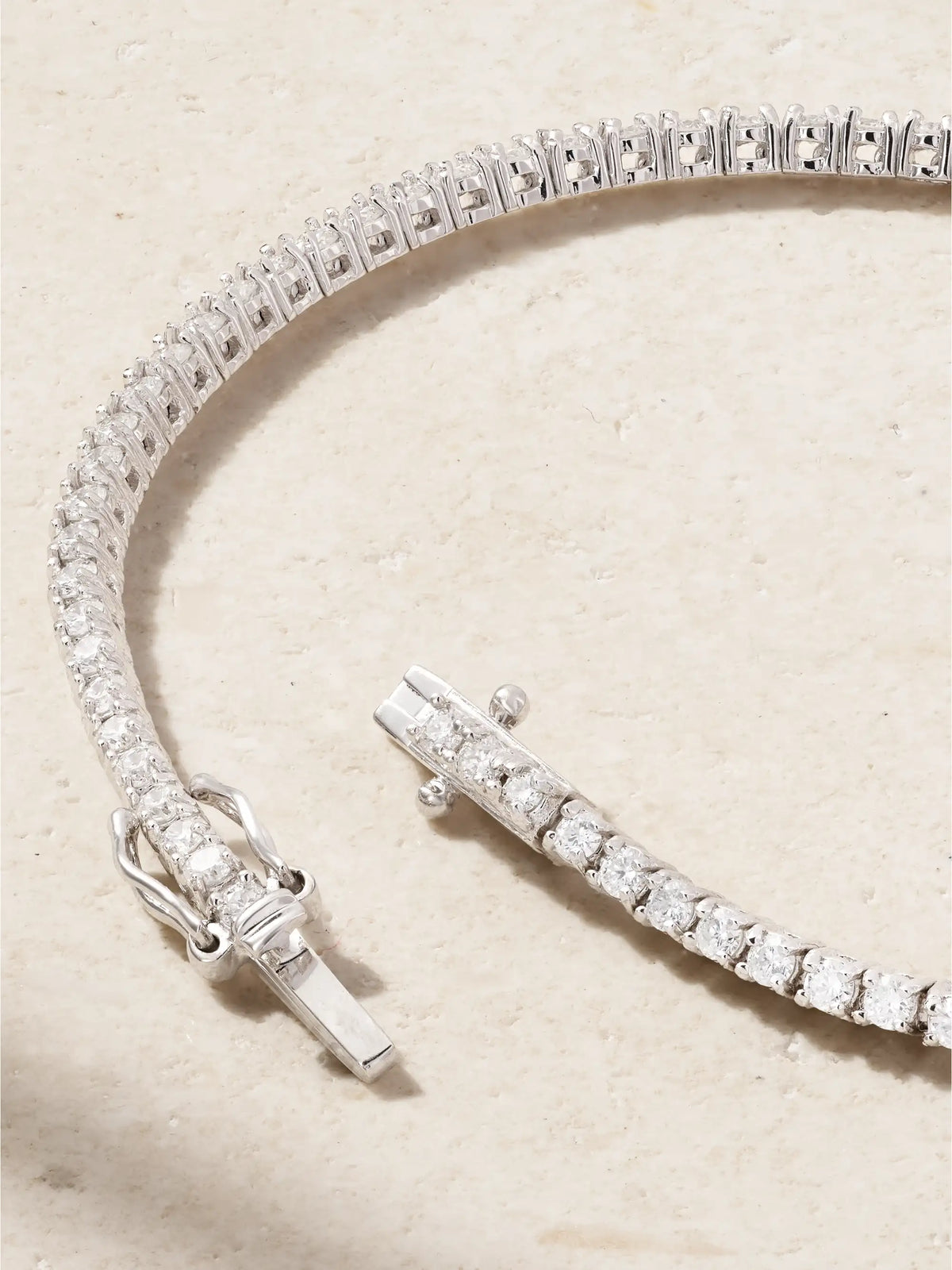 4-prong Small 18-karat White Gold Diamond Tennis Bracelet