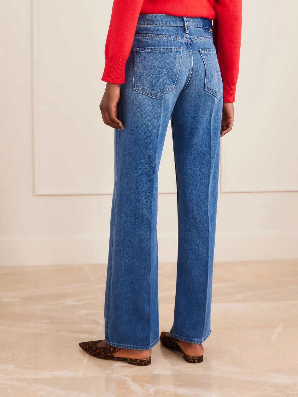The Mid Rise Lasso Sneak Straight-leg Jeans